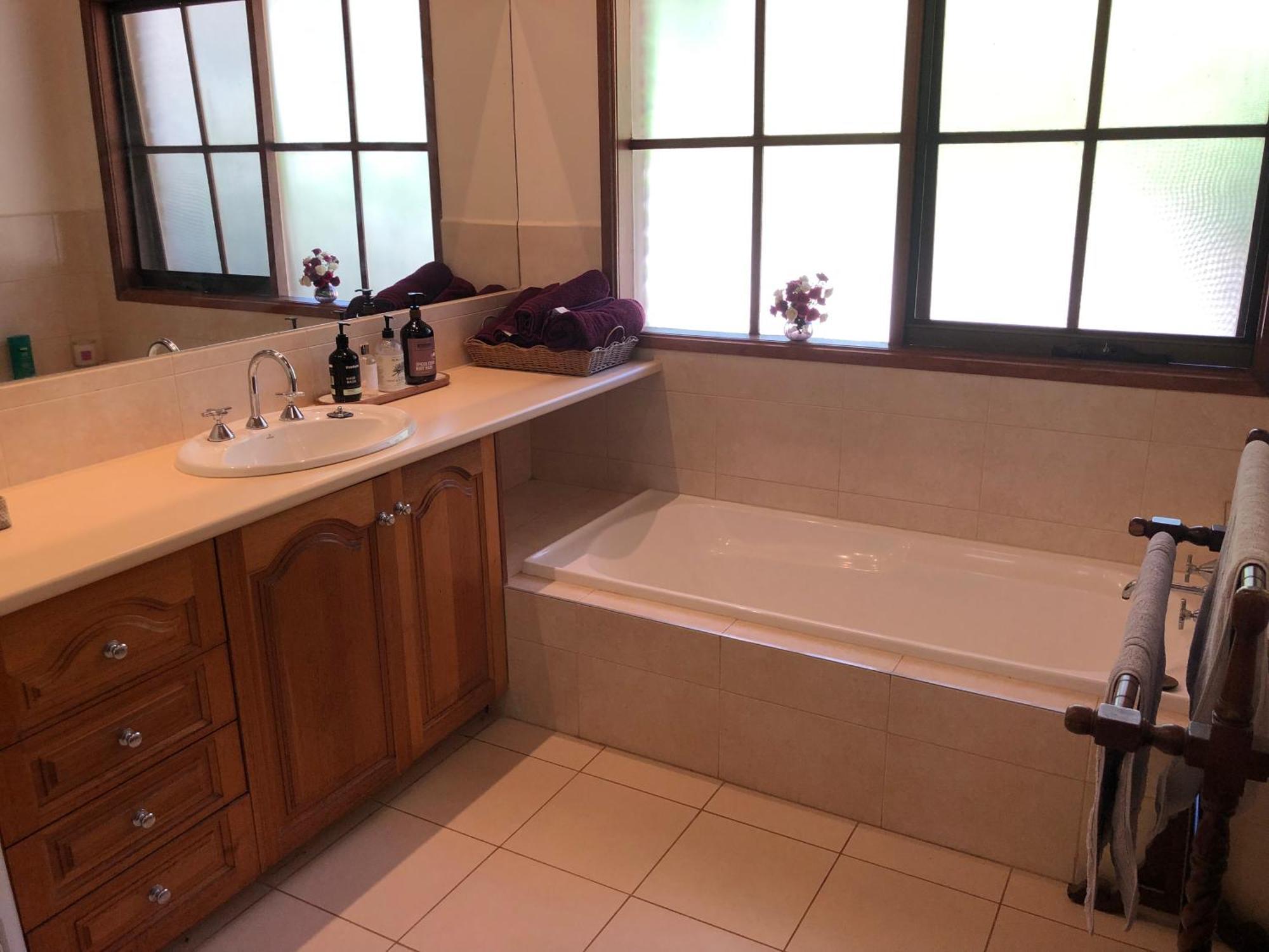 Somerville Sherwood Park Bed And Breakfast المظهر الخارجي الصورة